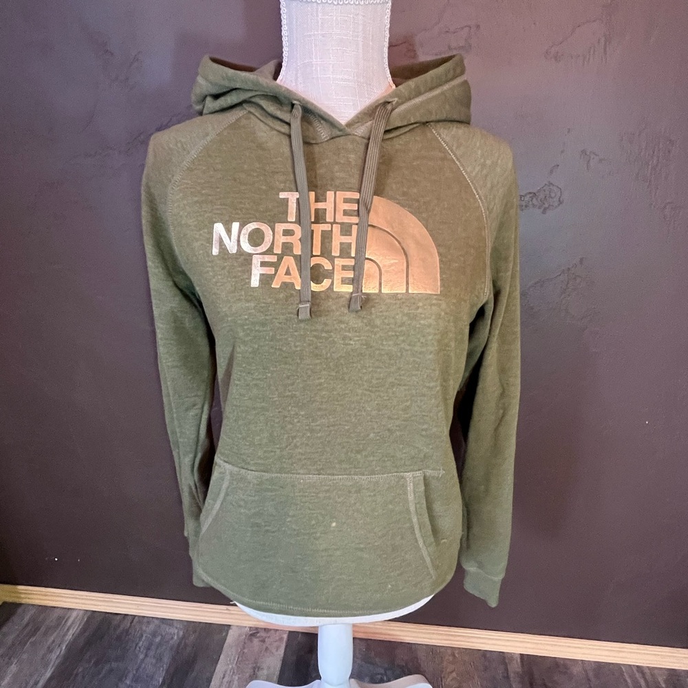 Med north face hoodie